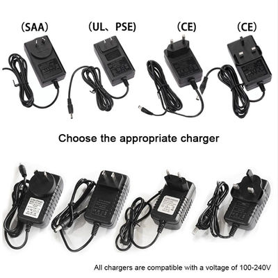 Körpermassage Mini-Muskelmassagepistole mit 6 Massageköpfen und Timing Control-Funktion