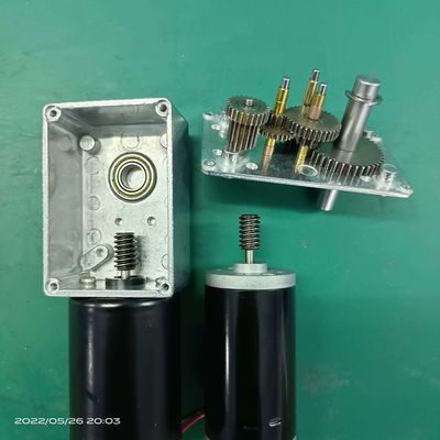 0.4KG 12V BLDC Gleichstromturbine Wurm Getriebe Geschwindigkeitsreduktor Rollstuhl Bürstenloser Motor
